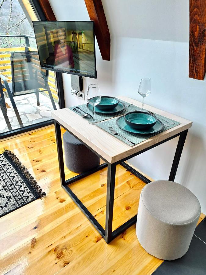 Fern Farm Tiny Home Mojkovac Exteriör bild