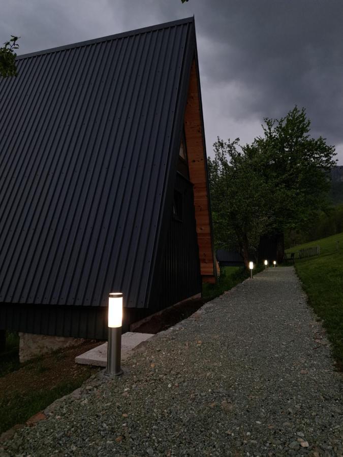 Fern Farm Tiny Home Mojkovac Exteriör bild