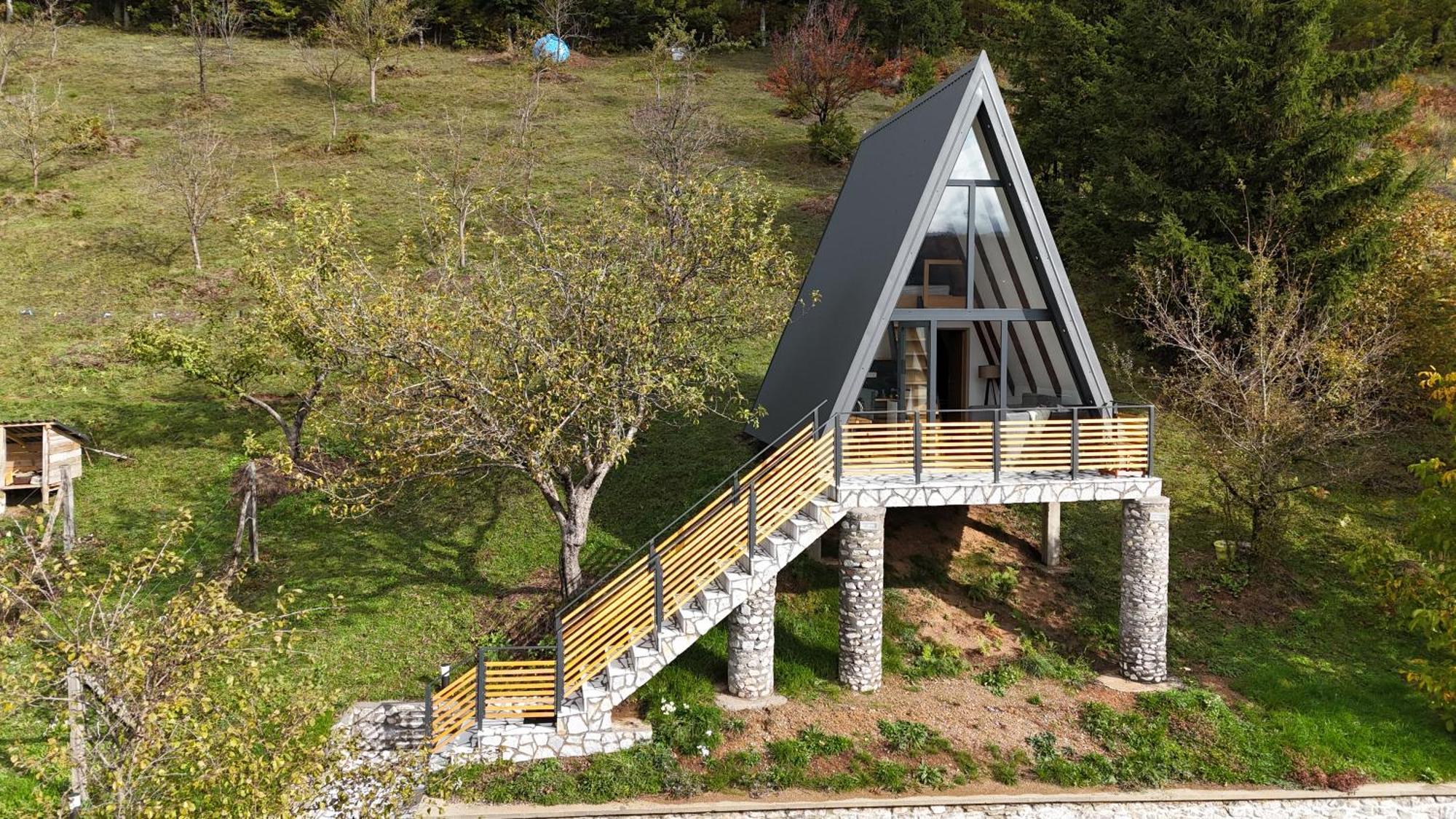 Fern Farm Tiny Home Mojkovac Exteriör bild