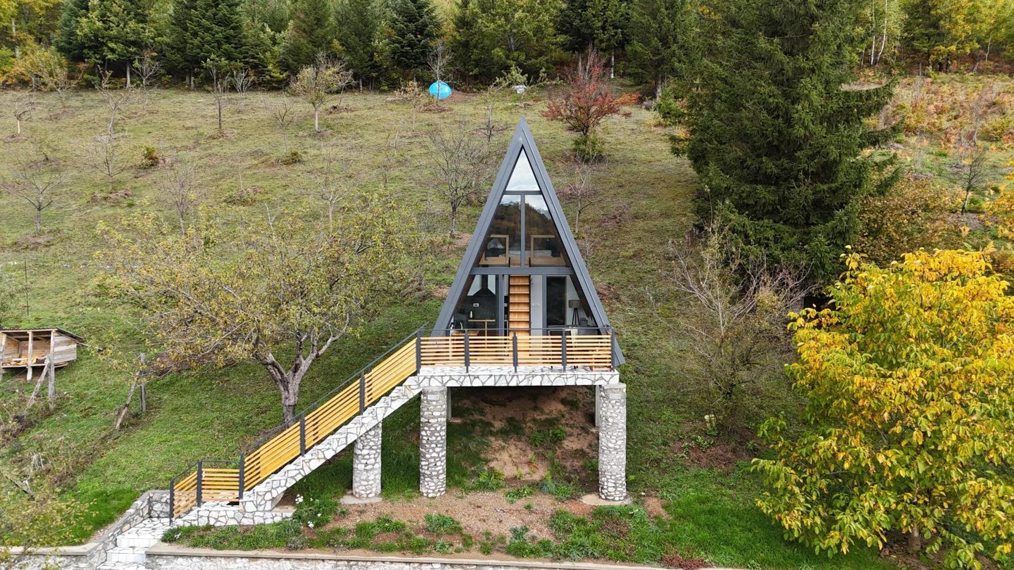 Fern Farm Tiny Home Mojkovac Exteriör bild